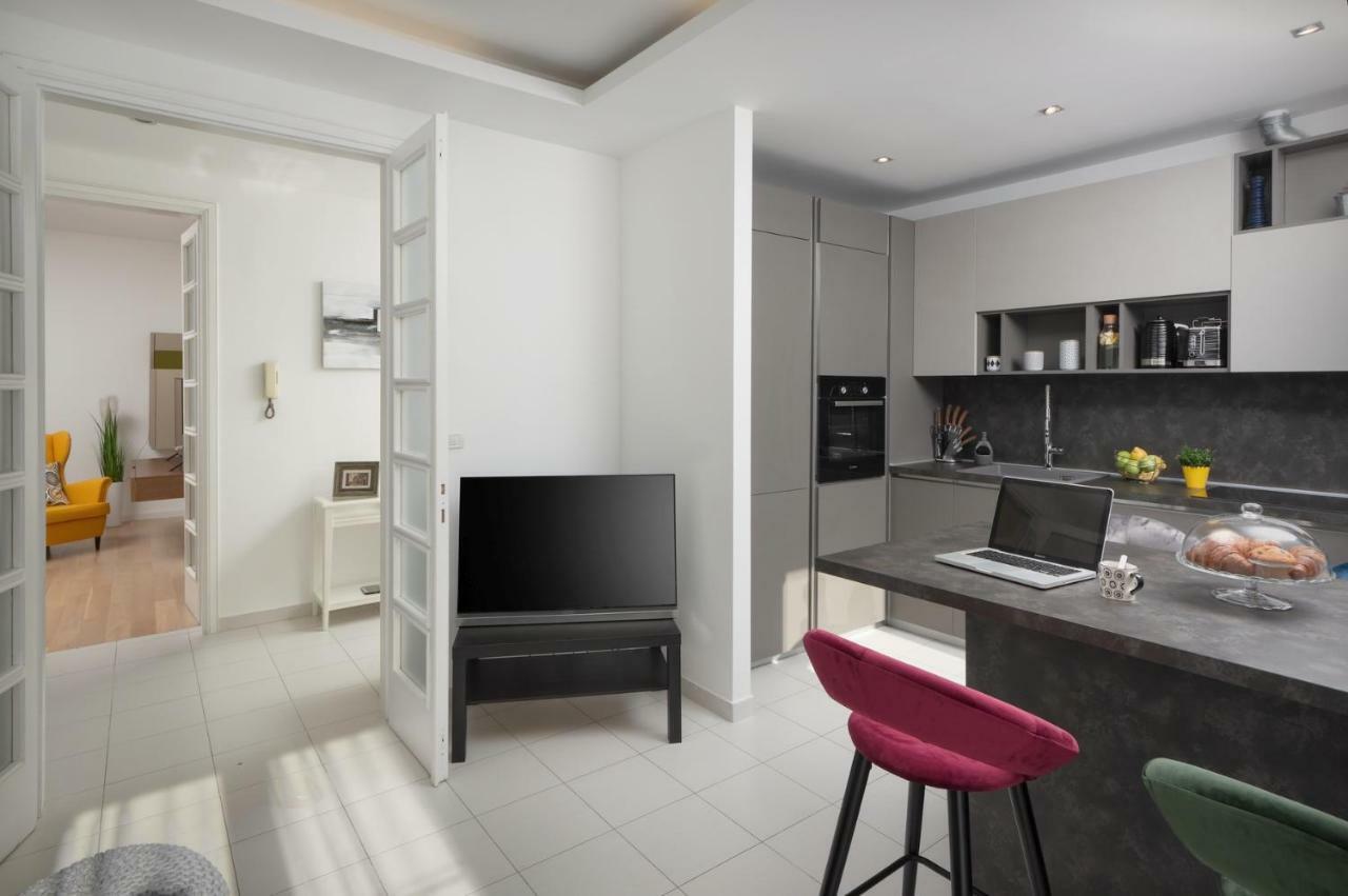 Carducci Apartment - Center Пула Экстерьер фото